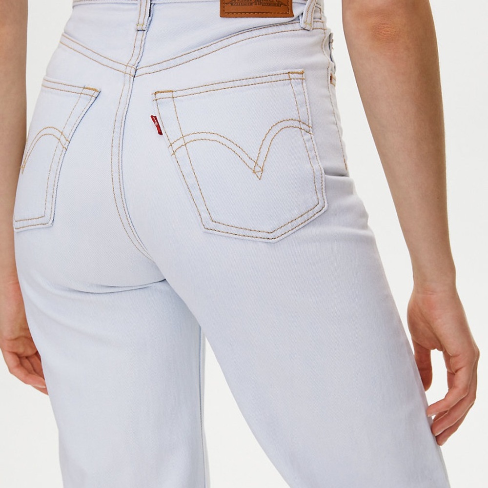 Levi’s wide leg ribcage 26 jeans